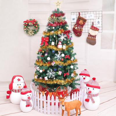 China Christamas Home Decoration Christmas Tree 1.5/1.8/2.1m Mall Use UK Household Christmas Tree Decoration Package Artificial Family Trees With Lights for sale