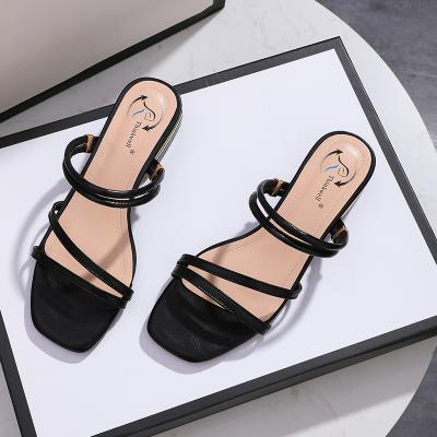 China Beautiful low heel comfortable mid-heel summer fashion trend leather black milky white flat sandals for women and ladies 2021 for sale