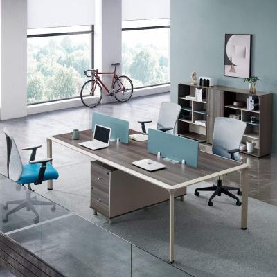 China Competitive Low Price Modern Office Furniture China 4 People Office Workstation Desk Splits Table Workstation for sale