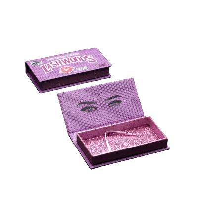 China Recyclable Wholesale Magnetic Black Wick Packaging Empty False Eyelash White Magnetic Eyelash Box for sale