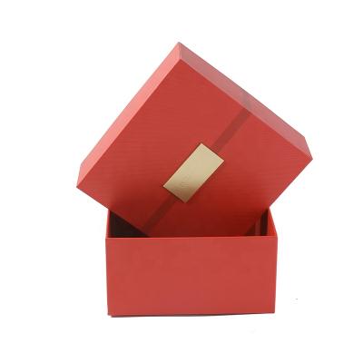 China Manufacturer Customized Recycled T-shirt And Biodegradable Clothes Materials Wholesale Folding Kraft Paper Packaging Box for sale