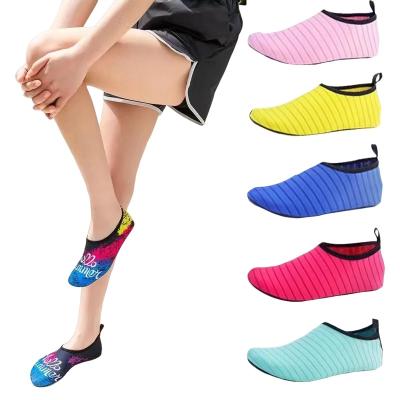 China Cushioning New Designed Barefoot Sand Walking Beach Aqua Breathable Water Shoes Unisex for sale