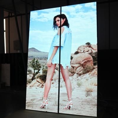 China Indoor display advertising stand led display/mirror led display screen/P2.5 P3 led poster screen for sale