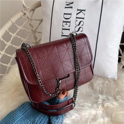 China 100% Eco-Friendly Custom Made Fashion Two Size PU Women Soft Leather Chain Crosses - Body Quilted Sling Lady Bag Cross - Body Bag for sale