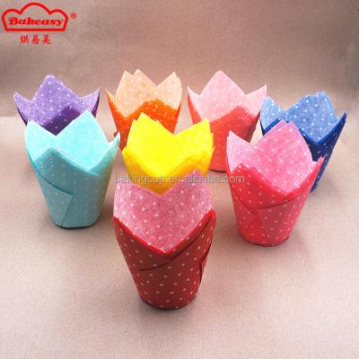 China Disposable Tulip Muffin Cups Comply With EU Standard , KOSHER Baking Cups 200 PCS Printed Leakproof Paper for sale