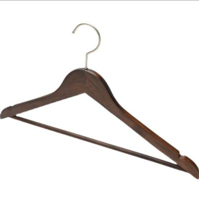 China Manufacturer Modern Brown Wood Fabrics Coat Wholesale Suit Hanger Hanger for sale