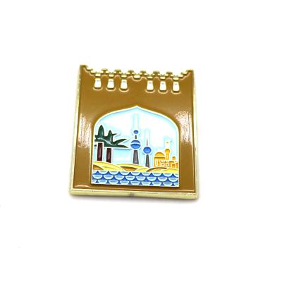 China Soft Lapel Pin America Castle Moon Best Quality Gold Plating Pin Badge Factory Metal Lapel Pin Lapel Pin for sale