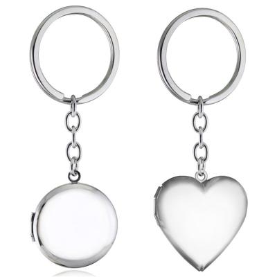 China Personalized Eco-Friendly Custom Blank Shape Valentine's Day Gifts Heart Metal Key Chain With Key Ring for sale