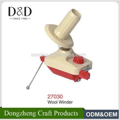 China OEM Eco - Friendly Small Size Manual Plastic Wool Winder For Floss Yarn Winder for sale