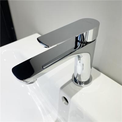 China Metered Faucets Modern Single Lever Basin Faucet Chrome Bathroom Vanity Steps Down Deck Mounted Basin Mixer Tap Basin Faucet for sale