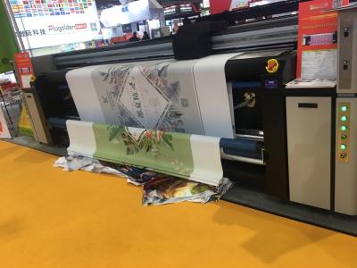 China Three Print Head Digital Large Format Textile Printer Inkjet Sublimation Printing for sale