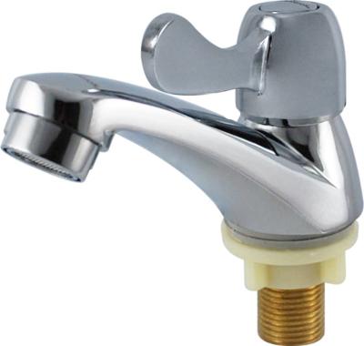 China Transform Your Bathroom With Our Ceramic Valve Core Zinc Single Handle Chrome Faucet for sale