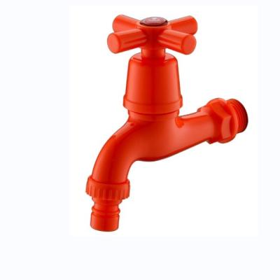 China Single Hole Bathroom Faucet Spout Feature With Diverter 3/4