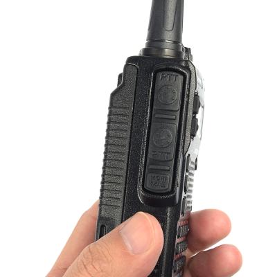 China 2018 Hot Selling ZASTONE UV-8DR 5W 128ch Tri Band 220mhz Two Way Walkie Talkie 2350mAh ham radio fonts for sale