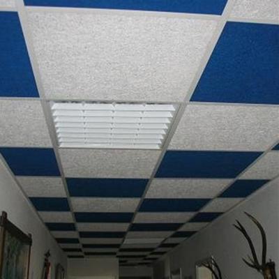 China Artistic Ceilings High Density Durable Polyester Fiber Acoustic Ceiling Tiles Low Price en venta