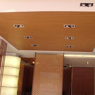 중국 Guangdong Factory Wholesale Insulated Environmental Ceiling Panel Wood PVC Plastic Composite Interlocking Ceiling Panels 판매용