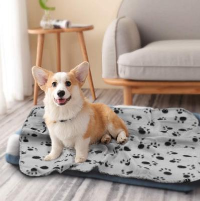 China Free Sample Breathable Wholesale Custom Patterns Warm Pet Sleep Doggie Bed Mat Washable Dog Fleece Blanket for sale