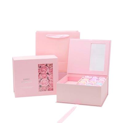 China 2021 New Arrival Environmental Protection Gold Foil Stamping Luxury Gift Box Flip Top Box Packaging With Clear Window for sale