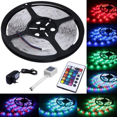 Chine couleur de longueur de 5m changeant des lumières de bande de LED 300 LED SMD 3528 avec à télécommande à vendre