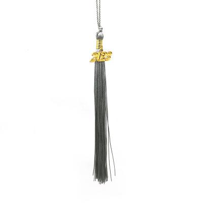 China Simple Color Buckle Fringe Graduation Dress Tassels With Year Charm for sale