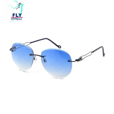 China 15 Years New DOISYER Experience Design 2020 Diamond Cut Frame Sunglasses Women Ultralight Metal Rimless for sale