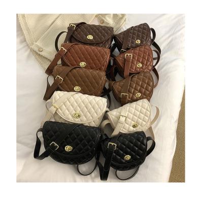 China Retro Fashion PU Saddle Leather Bags For Women High Quality PU Leather Cross - Solid Color Diamond Lattice Handbags Body Shoulder Bags for sale