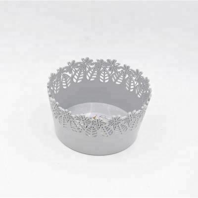 China Sustainable QIYUE Flower Type Round Basket Style Popular Plastic Household Small Flower Storage for sale