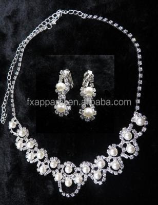 China Romantic Rhinestone Pearl Earrings &Necklace Set Wedding Party Jewelry Set G0056 for sale