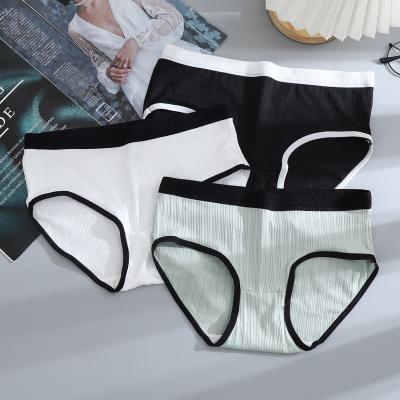 China Good Quality Girls Soft Underwear Women Mid Rise Cotton Girl Panties Cute Cheap Cute Seamless Breathable Girls Panties for sale