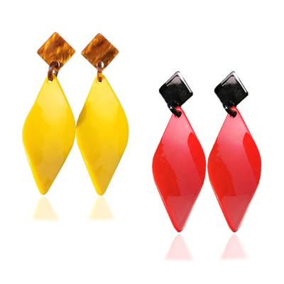 China NEW FASHIONABLE Acrylic Earrings Geometric Irregular Earrings For Women Long Drop Earrings Girls Drop Earrings Jewelry for sale