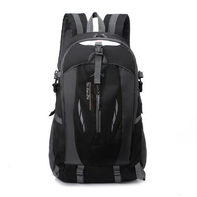 China With USB Backpack Large Capacity Traveling Bag Wholesale Outdoor High Quality Hiking Waterproof Backpack With USB Port for sale