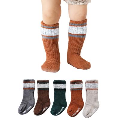 China Thick Cotton Antibacterial Slip Non Slip Knee Socks Children Boy Girls Kids Baby Socks Anti Autumn Winter High for sale