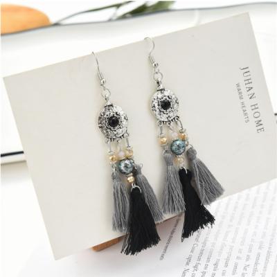 China Antique Silver Bohemian Border Tassel Earrings Disc BOHEMIA Ethnic Style Beaded Contrast Color Handmade Earrings for sale