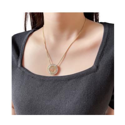 China Explosive Good Quality TRENDY Hot Selling Fashion Couple Zircon Letter Necklace Clavicle Chain for sale