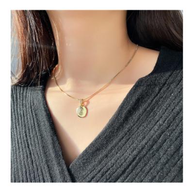 China New Arrivals FASHIONABLE Women's Clothing Simple Decoration 26 English Letter Zircon Necklace for sale