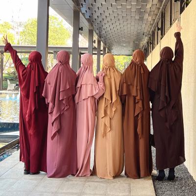 China Islamic Eid Prayer Abaya Dresses Modest Polyester Clothing Set Two Layers Muslim Khimar Turkey Dubai Abaya Dress for sale