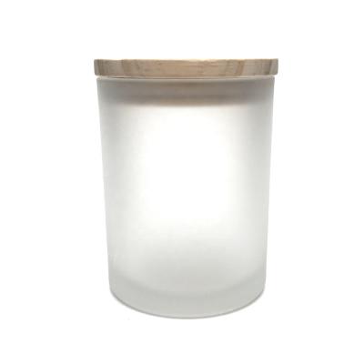 China Luxury Custom Home Decor 200ml Home Decor Candle Jar Holders Logo Frosted Glass Candle Jars With Wooden Lid for sale