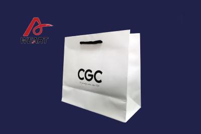 China Custom Printing Art Paper Bags Econamy White Gift Bags With Matte Lamination for sale