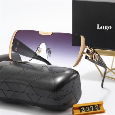 China Anti UV400 Famous Designer Anti UV400 Newest Famous Designer Eyeglasses Wholesale Price Luxury Colorful Gradient Lens Brand Design Ladies Shades Sunglasses for sale