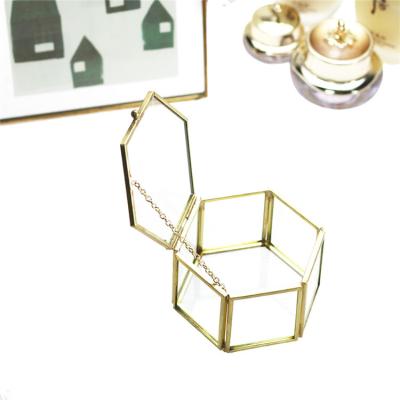 China Morden Manufacturer Wholesale Luxury Transparent Metal Glass Jewelry Storage Box Glass Box for sale