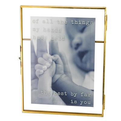 China 2022 Fashionable high quality hot sale single baby footprint single sublimation photo gold floating glass frame for sale