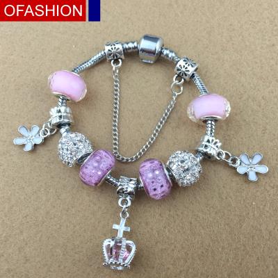 Cina FASHIONABLE DIY New Arrival Custom Silver Plated Austrian Crystal Beads Bracelets Crystal Crown Charm Bracelets For OEM Smart Women in vendita