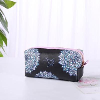 Κίνα Convenient Cosmetic Pouch Travel Bag Women Waterproof Makeup Bag For Portable Purse Toiletry Bag Accessories Organizer With Mandala προς πώληση