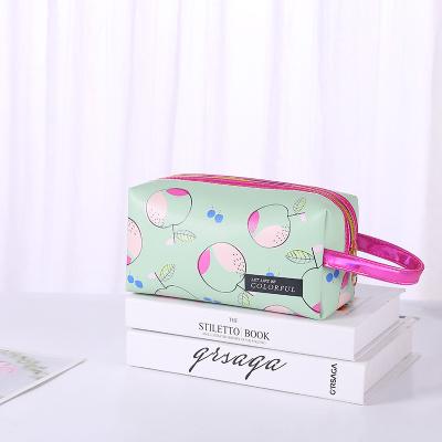 China Custom Super Cute Apple Handy Printing Fruit Women Girls Travel PU Leather Makeup Cosmetic Bags for sale