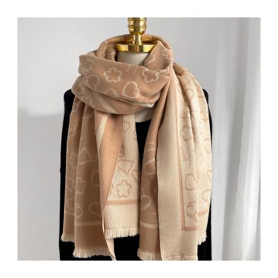 China Winter New Arrival Cashmere Jacquard Cashmere Ladies Thick Warm Scarves Geometric Shawl for sale