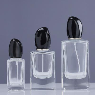 China Ultralight Reusable Square Perfume Bottles , ISO9001 Spray Perfume Glass Bottle for sale