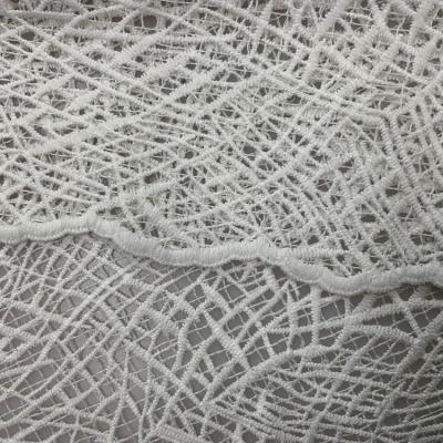 China Breathable Cheap Breathable White Water Soluble Lace Mesh Net Design Flower Embroidery Guipure Chemical Fabric SW-1053 for sale