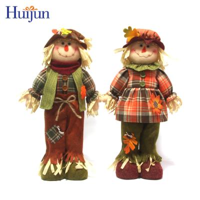 China Decorative Standing Boy And Girl Plush Scarecrow Thanksgiving Harvest Home Decoration for sale