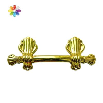 China Plastic Material European Style Shell Design Casket Handle 9009 for sale