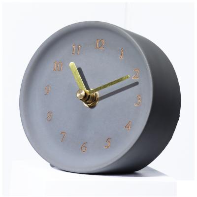 China Antique Gray Circular Decorative Concrete Digital Set Table Clock Cement Style Silent Clock Table Clock for sale